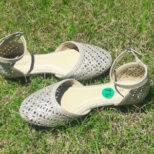 Nicole Sandals for women size 7 1/2